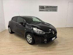 Nero Usata 2015 Renault Clio IV Tre volumi | 5900 € (Buon prezzo)