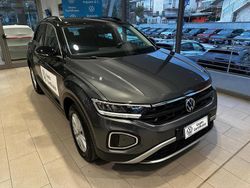 Grigio Usata 2023 VW T-Roc Life SUV | 28.500 € (Buon prezzo)