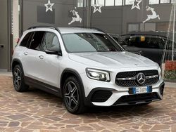 Grigio Usata 2020 Mercedes GLB200 Premium SUV | 23.000 € (Buon prezzo)