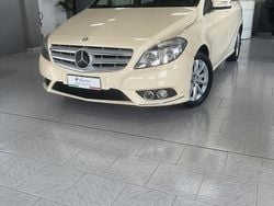 Beige Usata 2014 Mercedes B180 Premium Monovolume | 4500 € (Super prezzo)