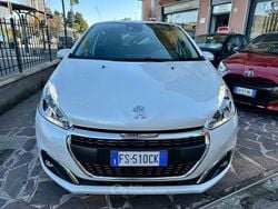 Bianco Usata 2018 Peugeot 208 Signature Sky Due volumi | 9600 € (Buon prezzo)