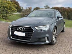 Grigio Usata 2017 Audi A3 Sport Tre volumi | 19.000 € (Molto cara)