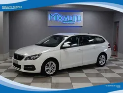 Bianco pastello Usata 2018 Peugeot 308 Active Station wagon | 13.900 € (Buon prezzo)