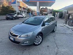 Blu Usata 2013 Opel Astra Cosmo Station wagon | 4999 € (Buon prezzo)