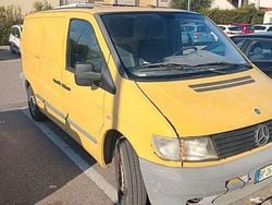 Usata 2000 Mercedes Vito Furgone | 2200 €