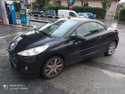 Nero Usata 2010 Peugeot 207 CC Cabrio | 5500 € (Buon prezzo)