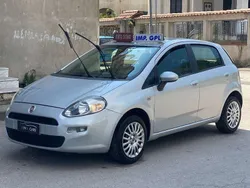 Grigio Usata 2014 Fiat Punto Due volumi | 4650 € (Buon prezzo)