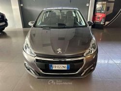 Grigio Usata 2018 Peugeot 208 Allure Due volumi | 6490 € (Ottimo prezzo)