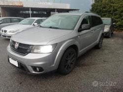 Grigio Usata 2016 Fiat Freemont Black Code SUV | 8000 € (Buon prezzo)
