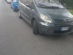 Grigio Usata 2005 Citroën Xsara Monovolume | 1800 € (Buon prezzo)