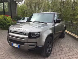 Grigio Usata 2021 Land Rover Defender HSE Dynamic SUV | 54.000 € (Buon prezzo)
