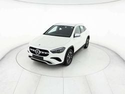 Bianco polare Nuova 2025 Mercedes GLA180 Executive SUV | 36.400 € (Super prezzo)