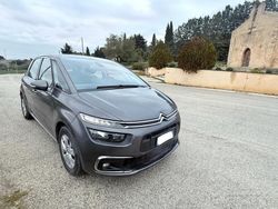 Grigio metallizzato Usata 2018 Citroën C4 SpaceTourer Shine Monovolume | 9900 € (Ottimo prezzo)