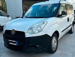 Bianco Usata 2014 Fiat Doblò Monovolume | 5000 €