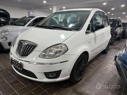 Bianco Usata 2010 Lancia Musa Monovolume | 4490 € (Buon prezzo)