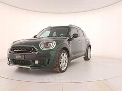 Verde metallizzato Usata 2019 Mini Cooper SD Countryman Hype SUV | 18.900 € (Ottimo prezzo)