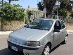 Grigio Usata 2000 Fiat Punto Due volumi | 900 € (Buon prezzo)