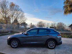 Grigio Usata 2022 Alfa Romeo Stelvio Super SUV | 16.950 € (Super prezzo)