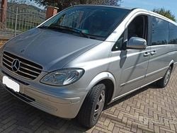 Grigio Usata 2010 Mercedes Viano Monovolume | 14.390 €