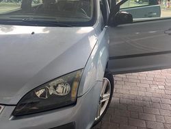 Blu Usata 2006 Ford Focus Ghia Station wagon | 1650 € (Ottimo prezzo)