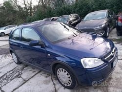 Blu Usata 2005 Opel Corsa Sport Tre volumi | 1800 € (Buon prezzo)