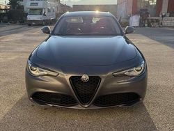 Grigio Usata 2016 Alfa Romeo Giulia Business Tre volumi | 20.000 € (Cara)