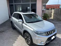 Grigio Usata 2023 Suzuki Vitara SUV | 18.900 € (Super prezzo)