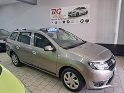 Grigio Usata 2015 Dacia Logan MCV Station wagon | 5700 € (Buon prezzo)