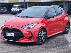Rosso Usata 2021 Toyota Yaris Tre volumi | 14.800 € (Ottimo prezzo)