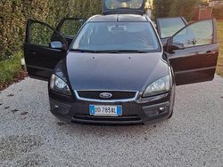 Blu Usata 2006 Ford Focus Station wagon | 2400 € (Buon prezzo)