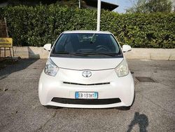 Usata 2010 Toyota iQ Due volumi | 4000 € (Ottimo prezzo)