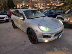 Grigio Usata 2011 Porsche Cayenne SUV | 17.500 € (Cara)