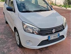 Bianco Usata 2014 Suzuki Celerio Due volumi | 5500 € (Buon prezzo)