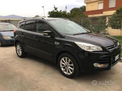 Usata 2015 Ford Kuga SUV | 10.000 € (Buon prezzo)