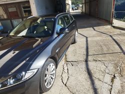 Blu Usata 2014 Jaguar XF Tre volumi | 15.900 € (Molto cara)