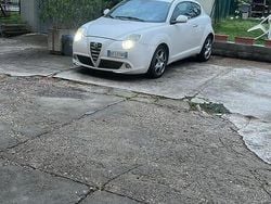 Bianco Usata 2009 Alfa Romeo MiTo Due volumi | 3700 € (Buon prezzo)