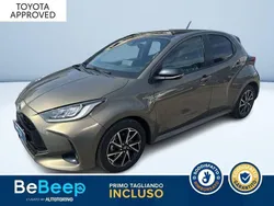 Bronzo metallizzato Usata 2021 Toyota Yaris Hybrid Lounge Tre volumi | 16.900 € (Buon prezzo)