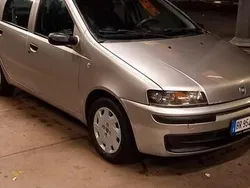 Usata 2002 Fiat Punto Due volumi | 300 € (Super prezzo)