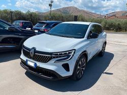 Bianco Usata 2023 Renault Austral Techno SUV | 25.990 € (Ottimo prezzo)
