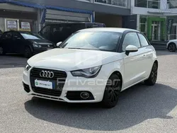 Bianco Usata 2014 Audi A1 Attraction Due volumi | 7490 € (Buon prezzo)