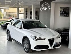 Bianco Usata 2017 Alfa Romeo Stelvio Executive SUV | 18.900 € (Ottimo prezzo)