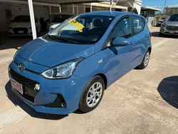 Blu Usata 2017 Hyundai i10 Classic Due volumi | 8999 € (Buon prezzo)