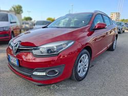 Viola Usata 2014 Renault Mégane LIMITED Tre volumi | 5900 € (Cara)