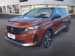 Metallic copper Usata 2023 Peugeot 5008 GT Monovolume | 25.500 € (Buon prezzo)