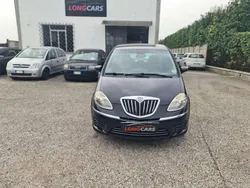 Blu/azzurro Usata 2008 Lancia Musa Monovolume | 4000 € (Cara)