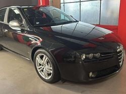 Usata 2011 Alfa Romeo 159 Tre volumi | 10.750 € (Buon prezzo)