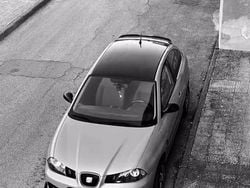 Blu Usata 2004 Seat Ibiza Monovolume | 3000 €