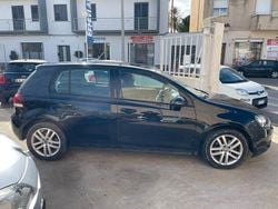 Nero Usata 2011 VW Golf VI Highline Tre volumi | 4900 € (Buon prezzo)