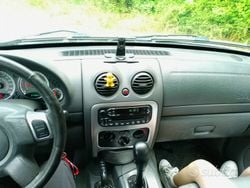 Grigio Usata 2005 Jeep Cherokee SUV | 5000 € (Cara)