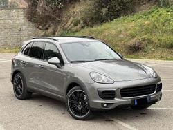 Grigio Usata 2016 Porsche Cayenne SUV | 26.000 € (Buon prezzo)